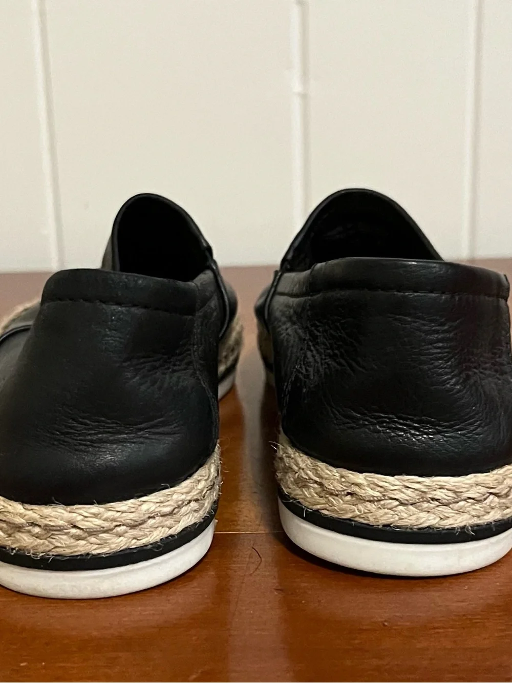 Aldo sleek black